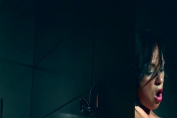 A bad lady masturbates her cleft