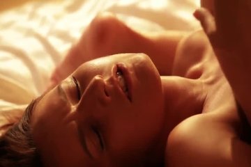 Cute sluts are naughty again