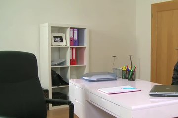 Passionate blonde cum during casting on the couch