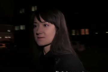 The pickup truck spread the brunette to fuck in the cap and suck