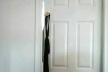 Brunette and her show